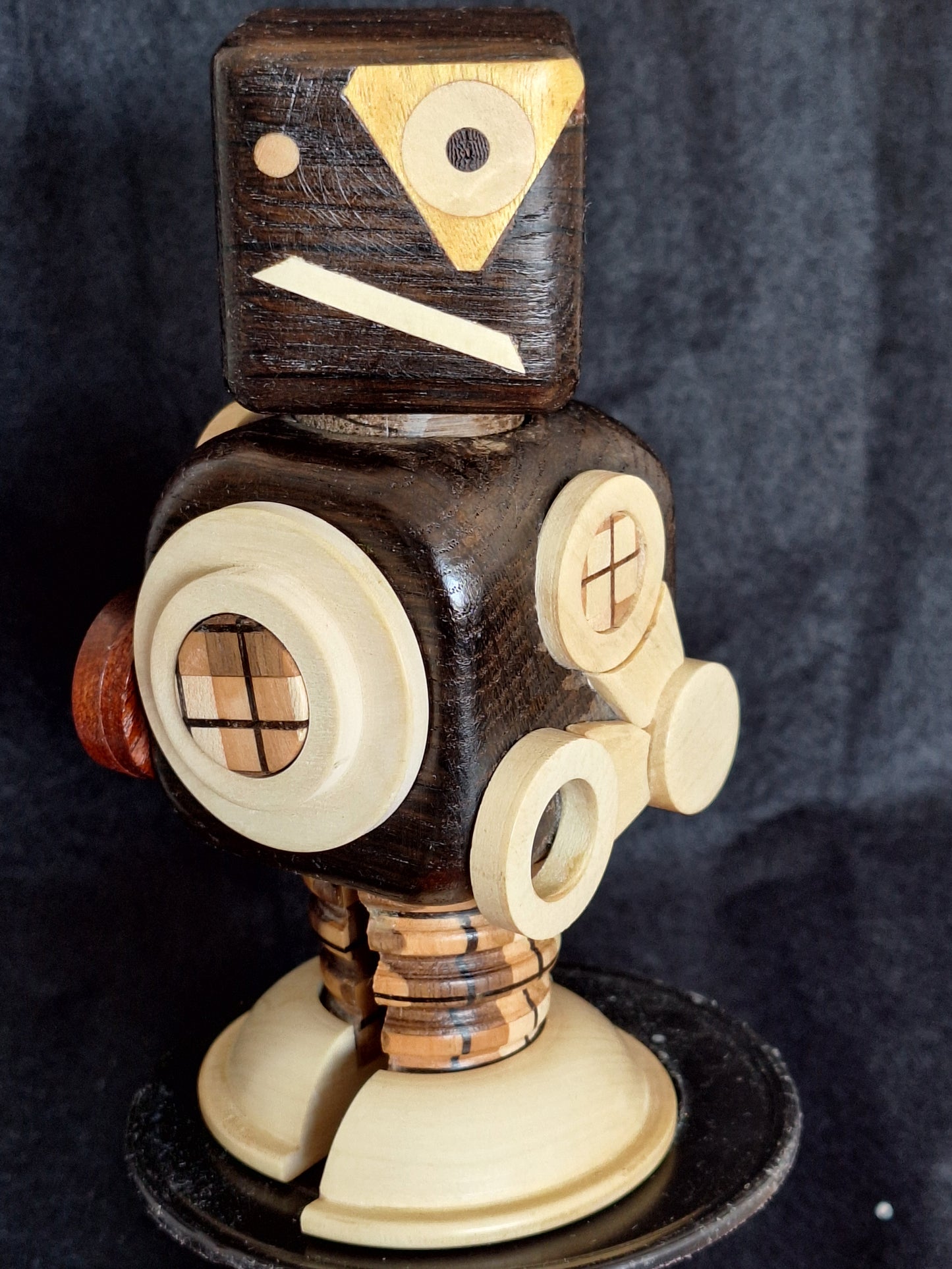 Macbeth edition escape robot