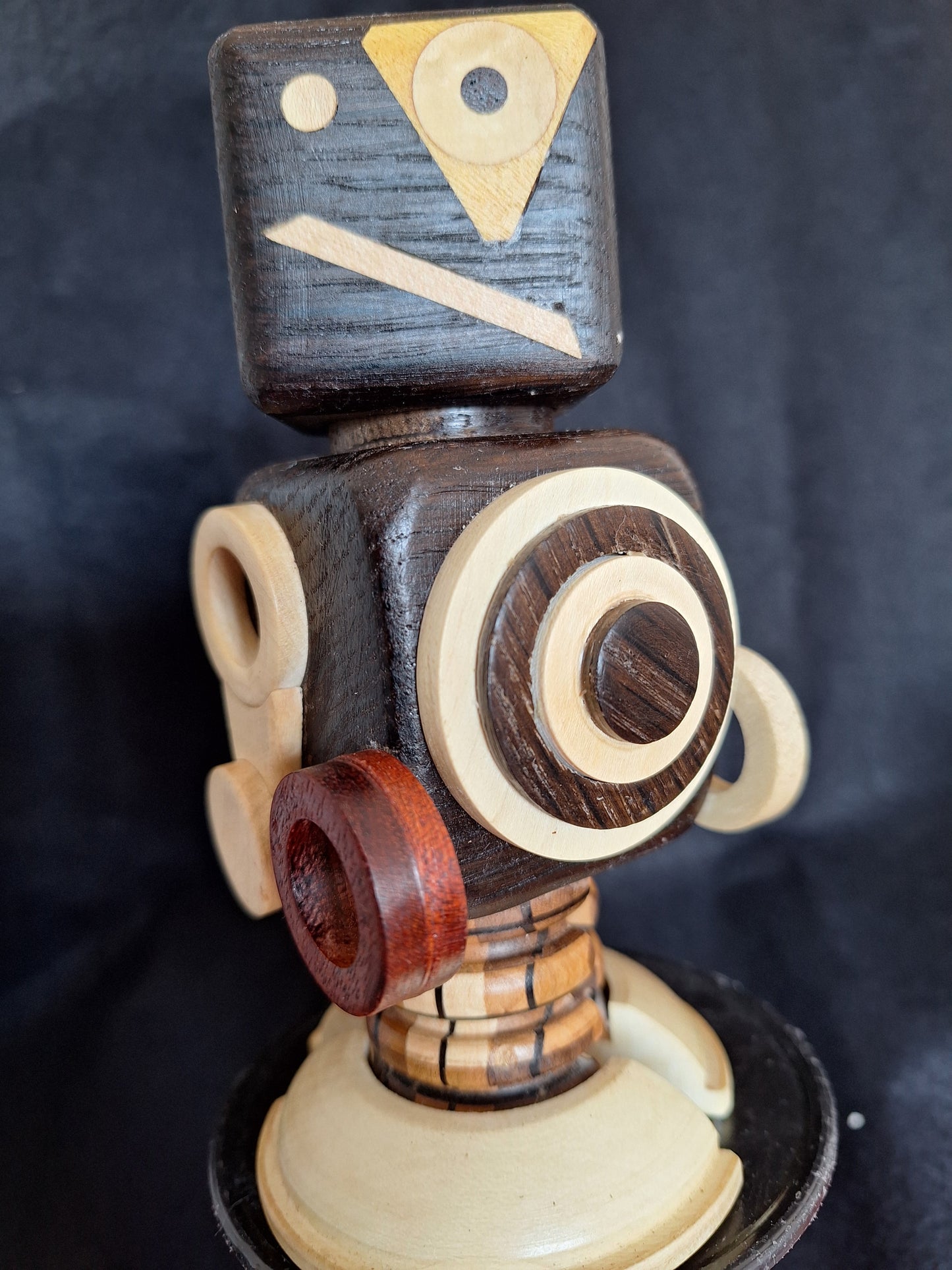 Macbeth edition escape robot