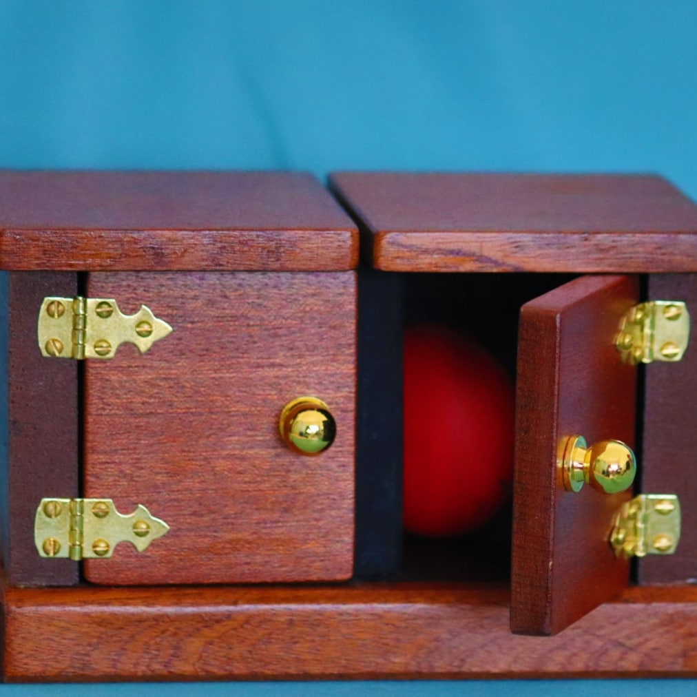 Sucker sliding billiard ball box - Standard size