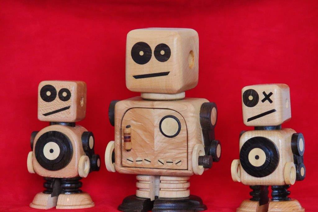 Little Escape Robot - Close-up Size